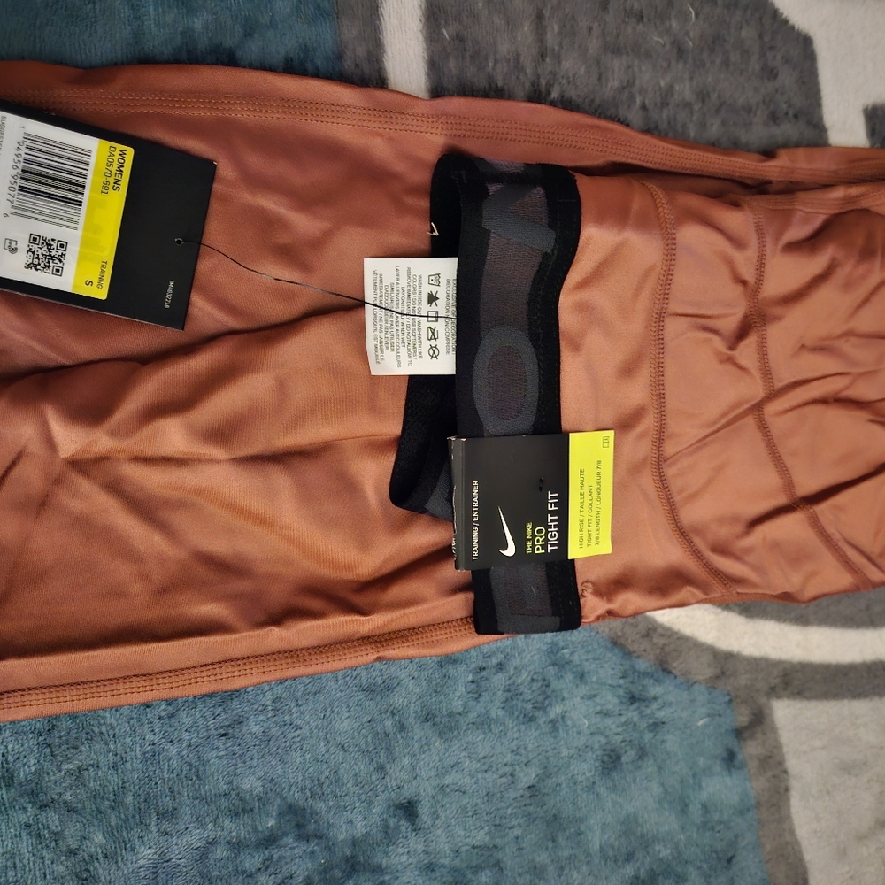 NWT leggings